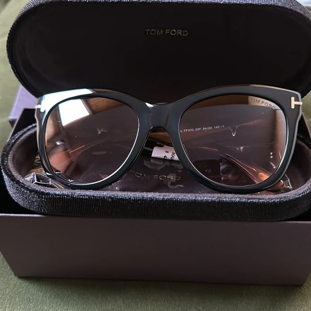 NEW Tom Ford 54mm Sunglasses